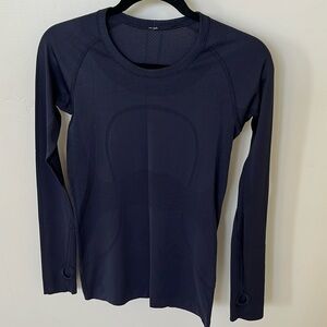 Lululemon swiftly tech long sleeve navy size 6